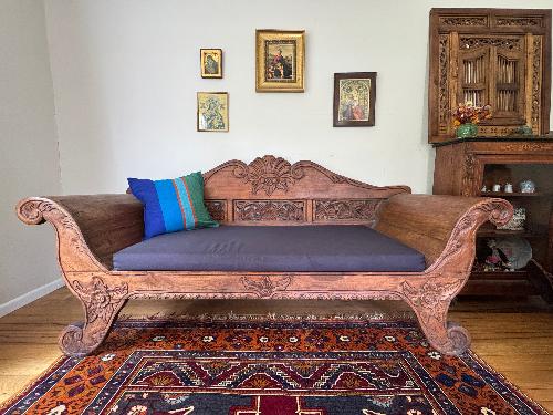 Barefoot Cushion (Blue & Green)