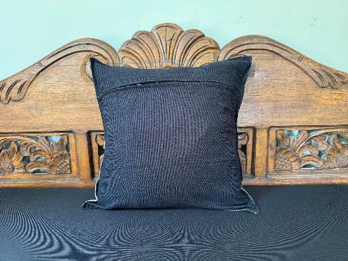 Dumbara Cushion 5