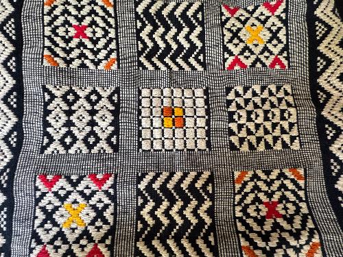Dumbara Cushion 5